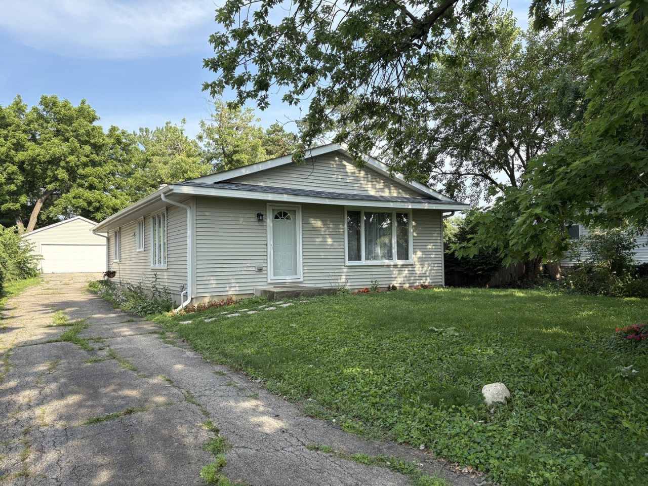 4231 Belle Aire Lane