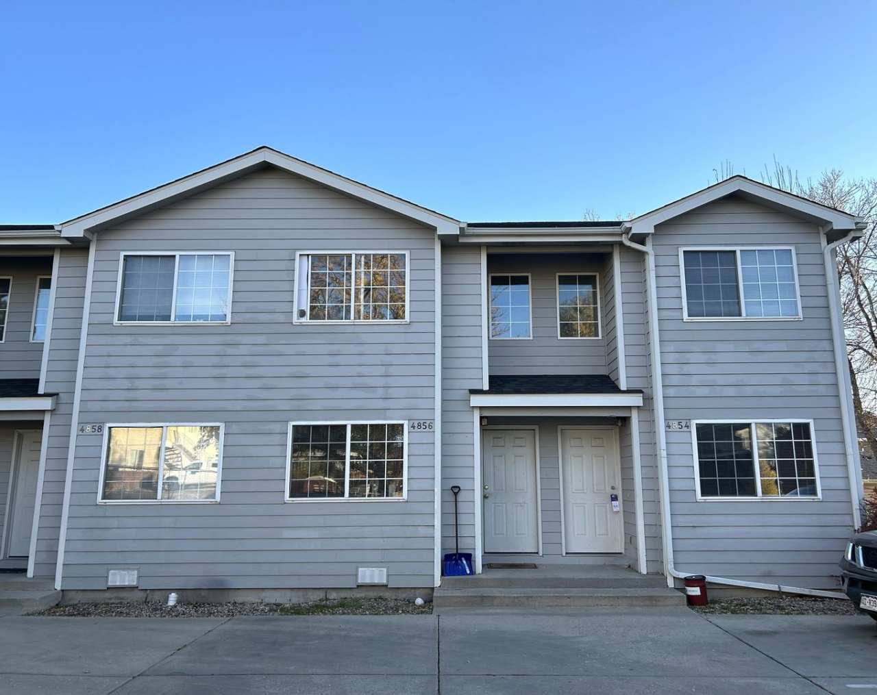 Discover Easy Living in This Beautifully Updated Loveland Townhome