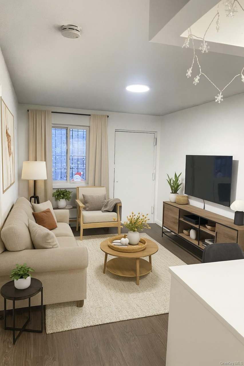 767 Forest Avenue unit: 1