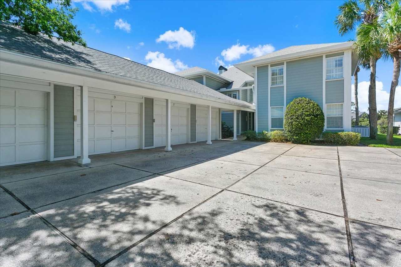 Fabulous Condo in The Pointe!