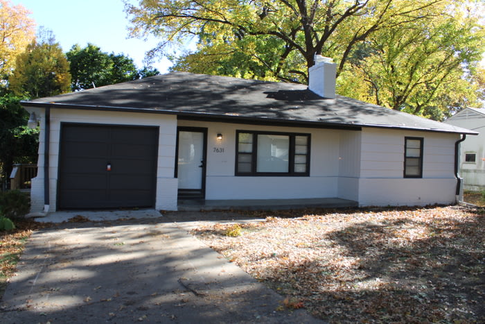 7631 Charlotte Street