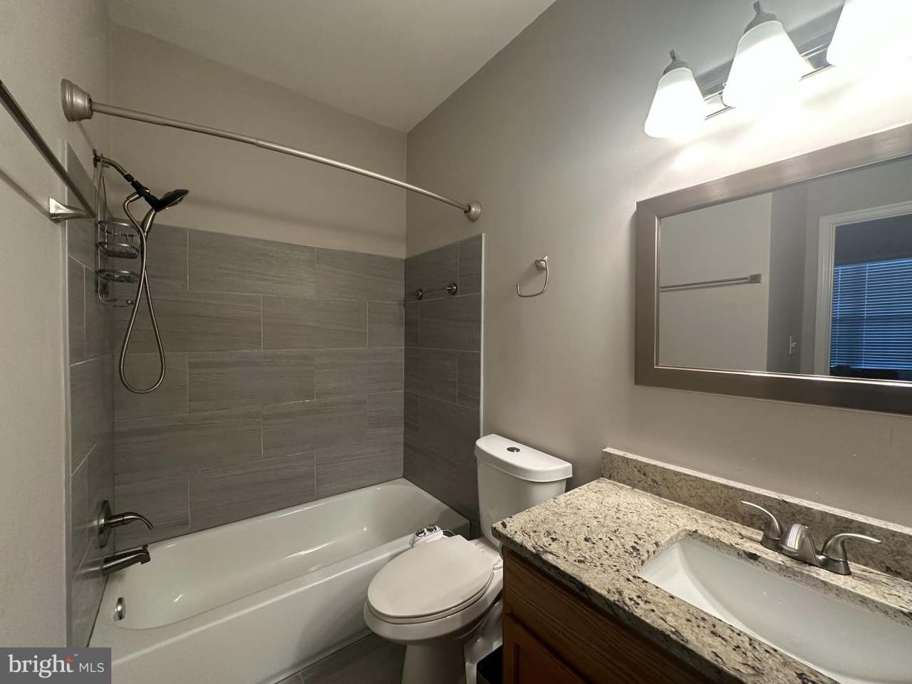 14417 HAMPSHIRE HALL Court unit: G-1009