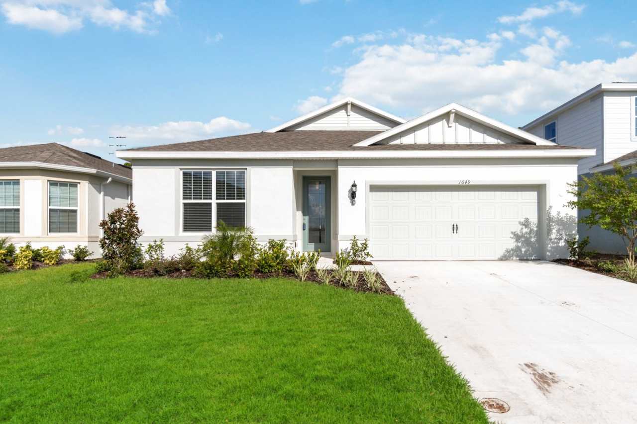 Beautiful 4/2 Energy Efficient Home in St. Cloud For Rent