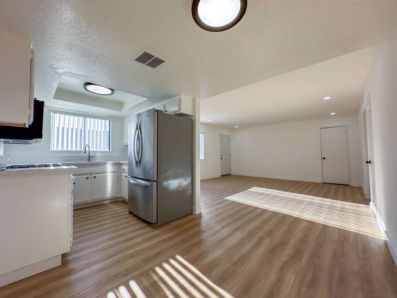 606 E Santa Anita Ave