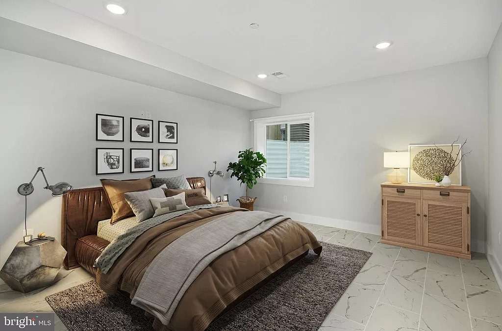 2331 Jasper Street - 1F