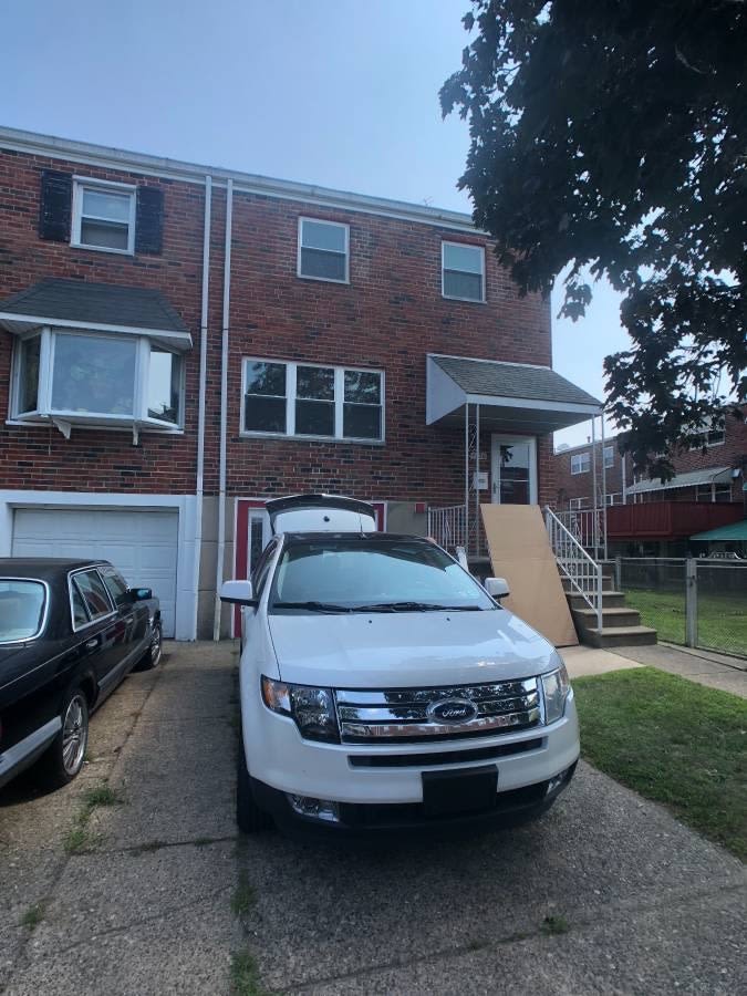 Newer  Modern 3 Bed., 1.5 Bath Home w/W/D, Driveway, Yard  more!