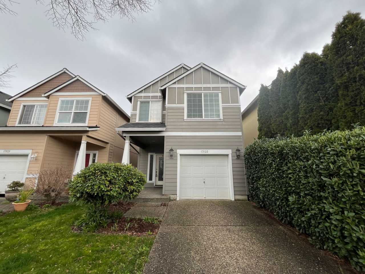 Coveted Autumn Meadows!! 3 bed 2.5 bath Remodeled.