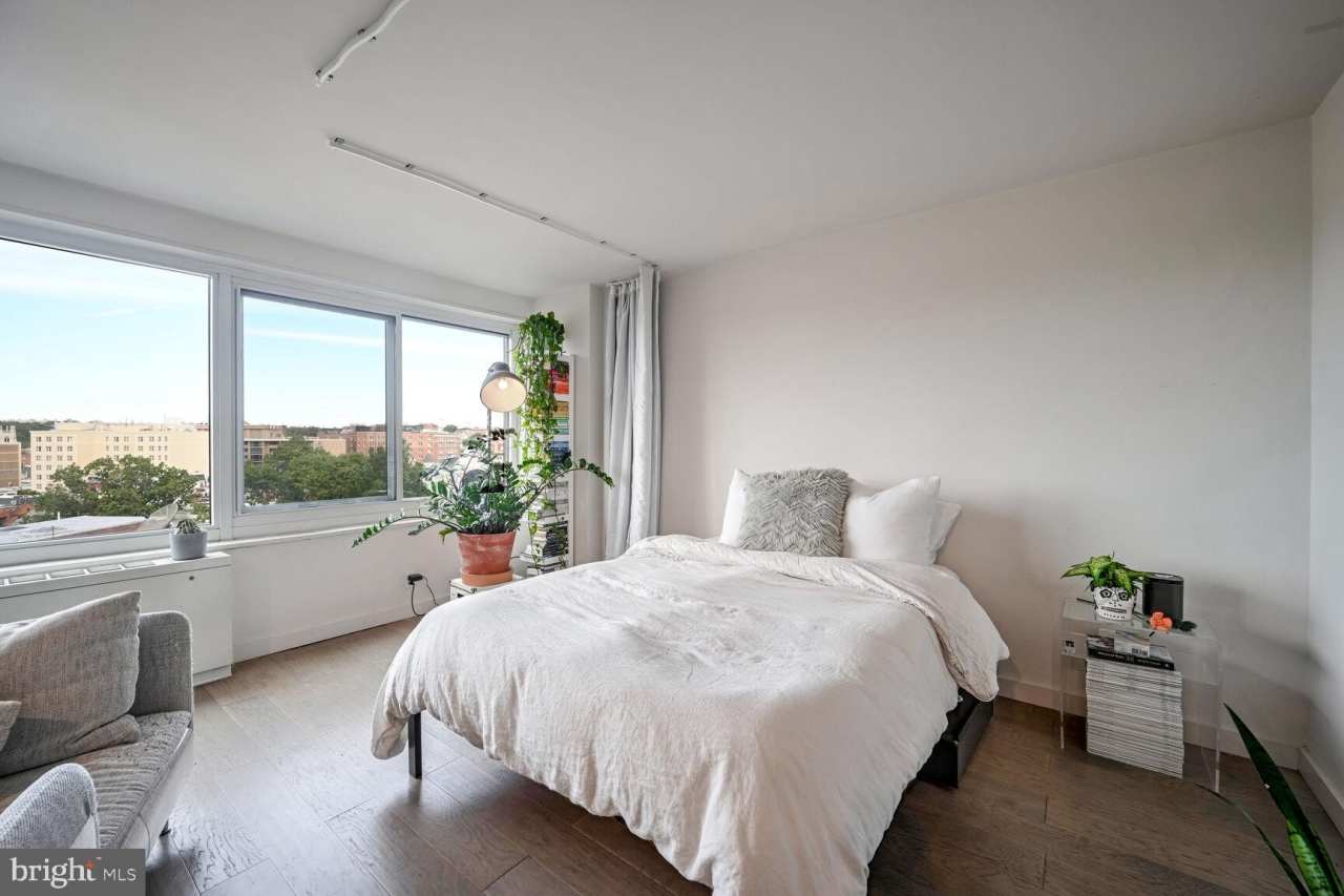 1330 NEW HAMPSHIRE Avenue NW unit: 822