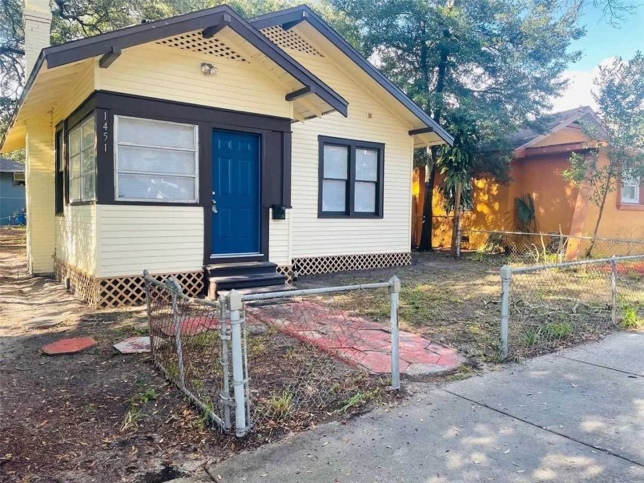 Lovely two bedroom one bathroom cottage