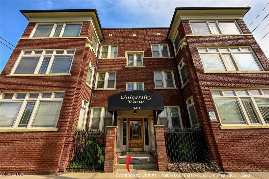 11433 Ashbury Avenue unit: 1