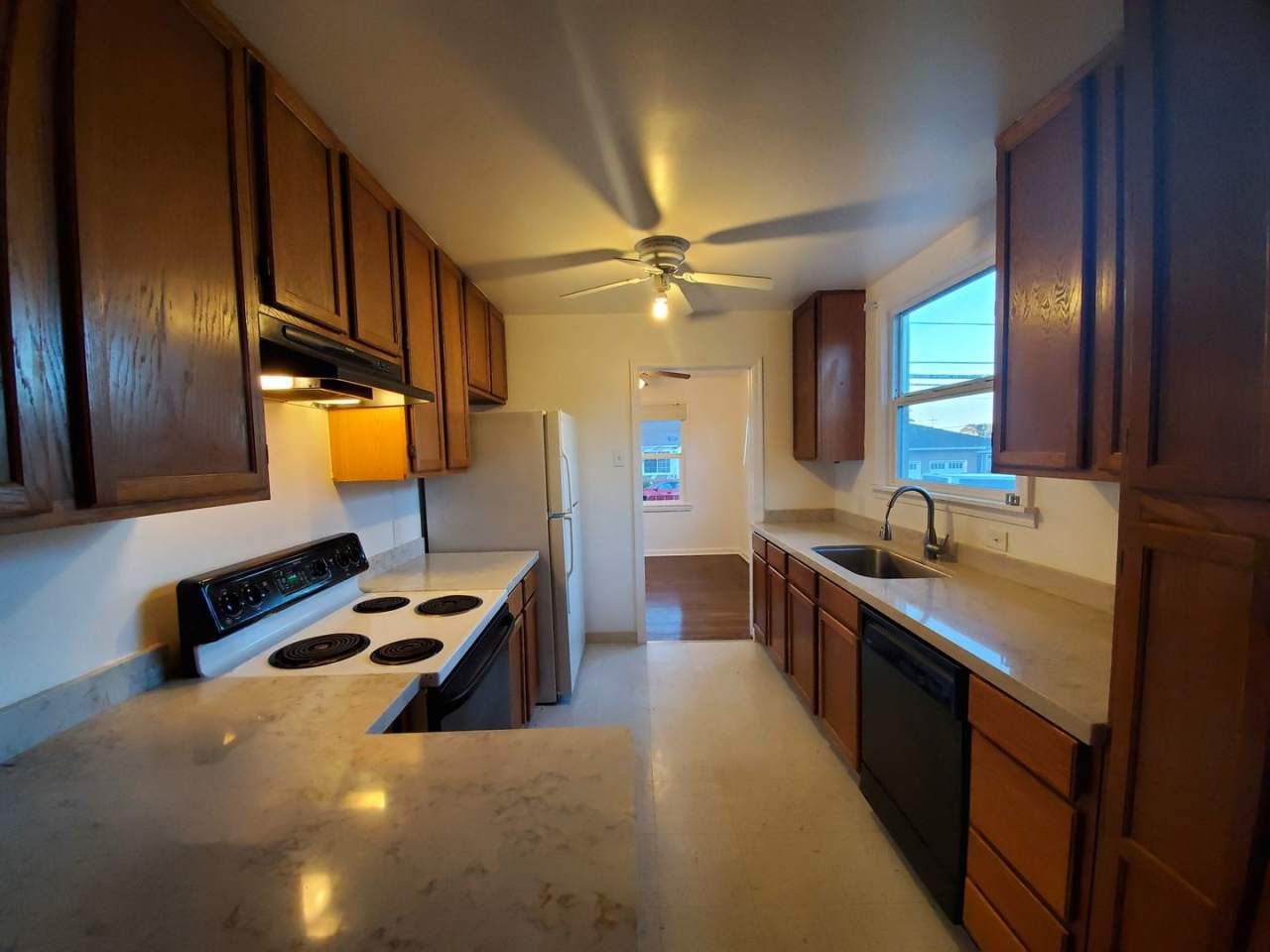 Two bedroom duplex with garage