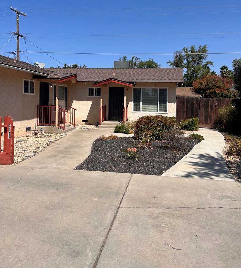 Coming Soon!!! One story 2 Bedroom Duplex on Celeste and Oakdale Rd in Modesto