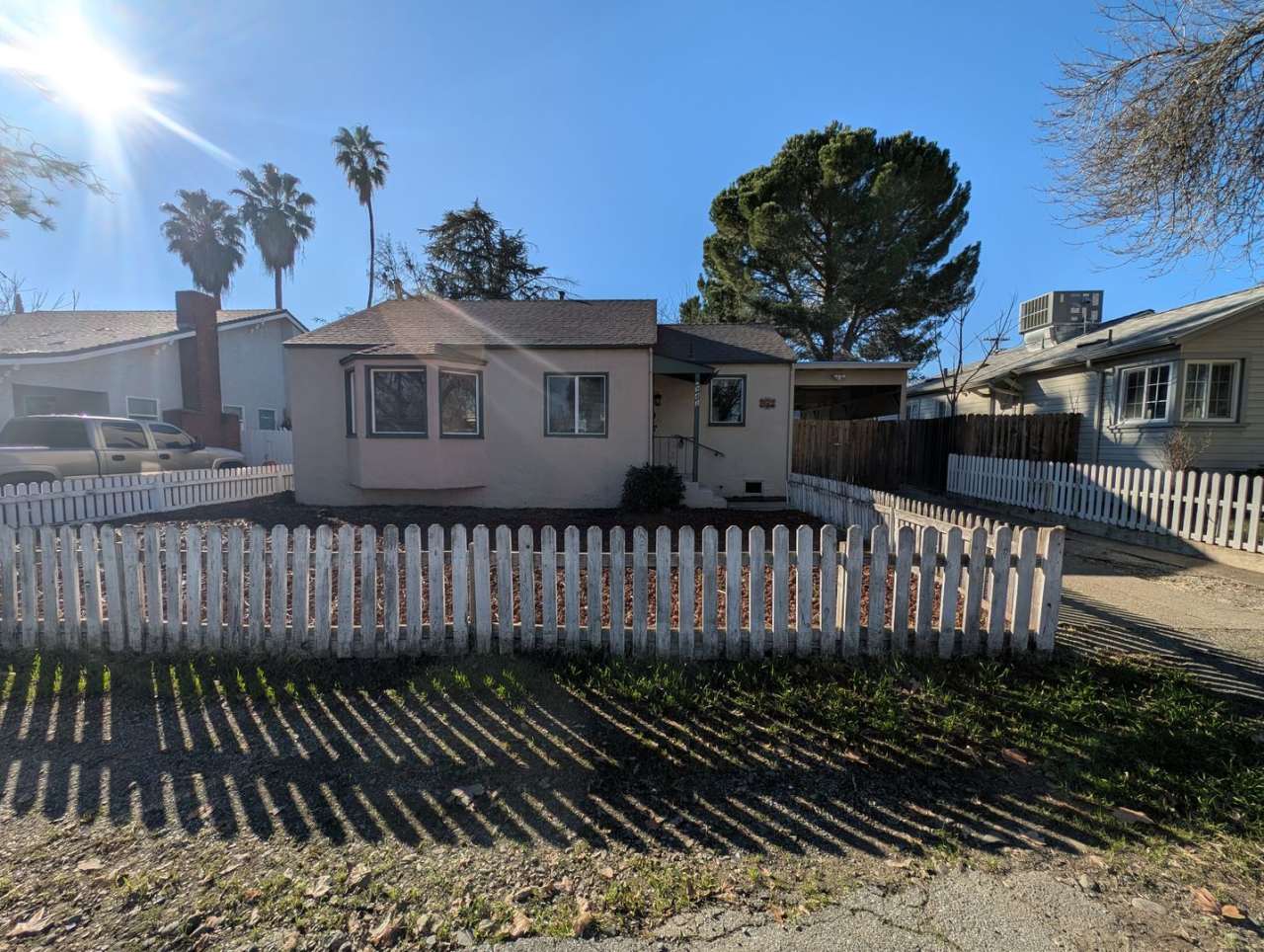 3 Bedroom 1 Bath Near Redding Library