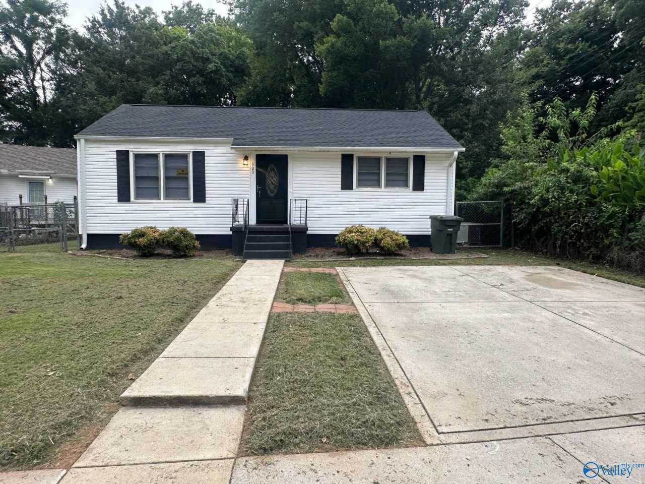 300 N Plymouth Road NW