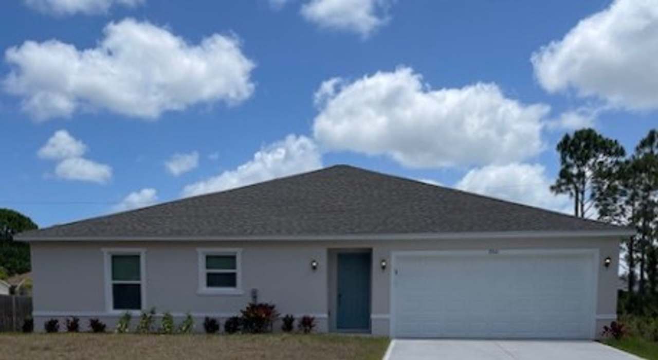 $500 OFF THE 1ST MONTH RENT! NEW Construction 4/2 home Palm Bay $500 off 1st month's rent!
