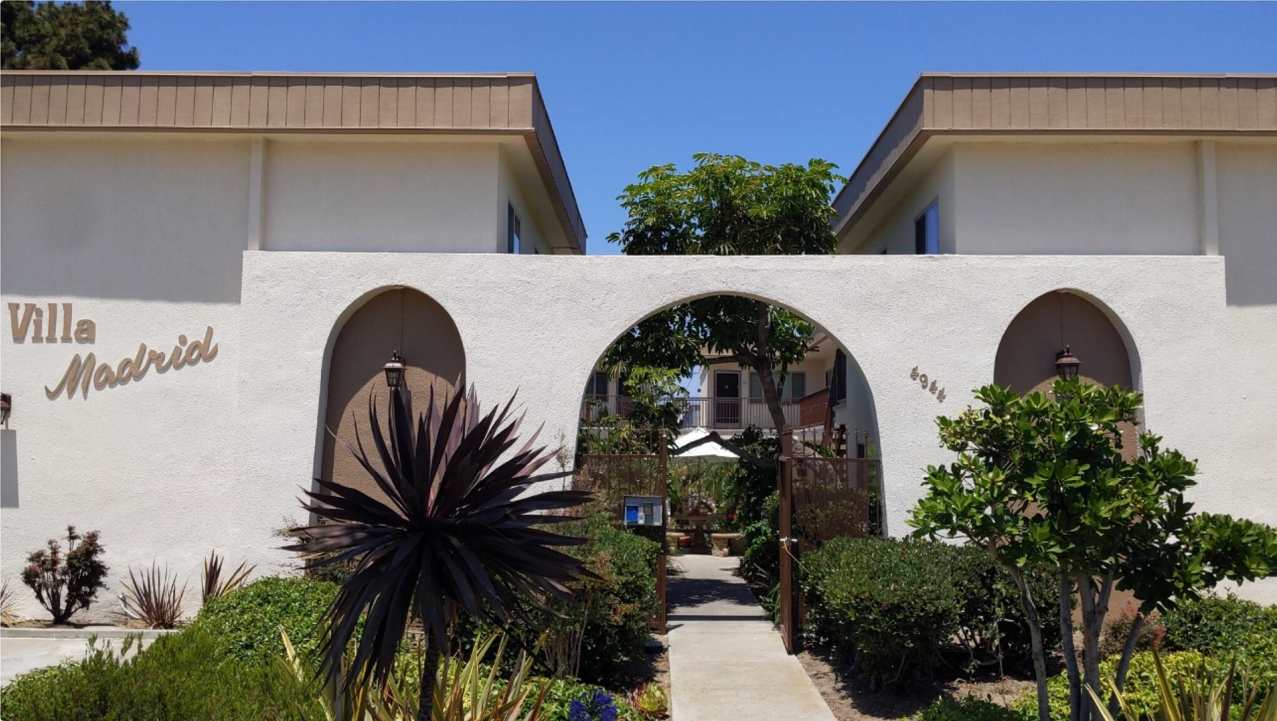 4944 Narragansett Ave