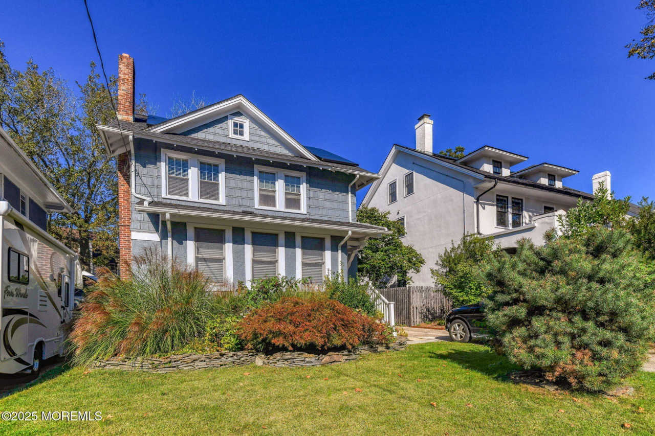 705 7th Avenue unit: 2