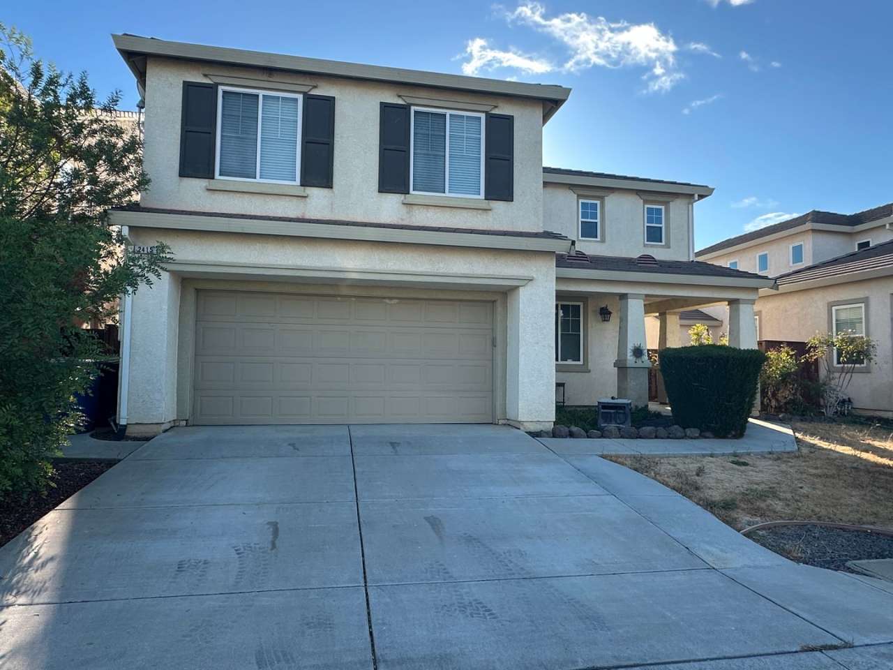 Spacious 4 Bed, 3 Bath with SOLAR in Discovery Bay!