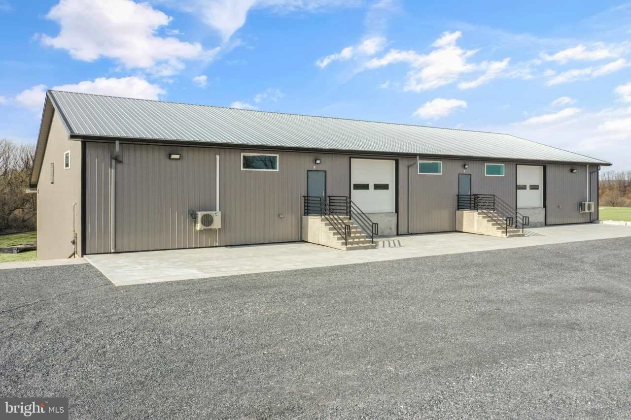 1300 MAIDENCREEK Road