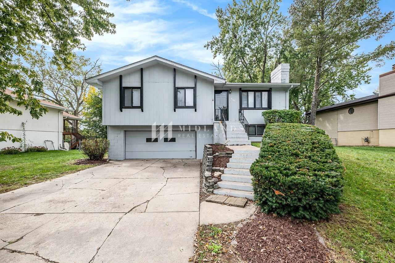 3 Bedroom Bellevue Home