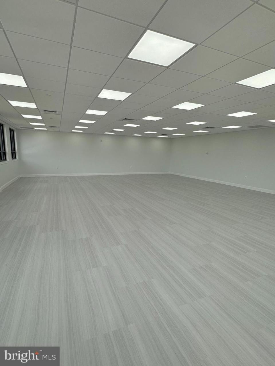 1729 COTTMAN Avenue unit: 201