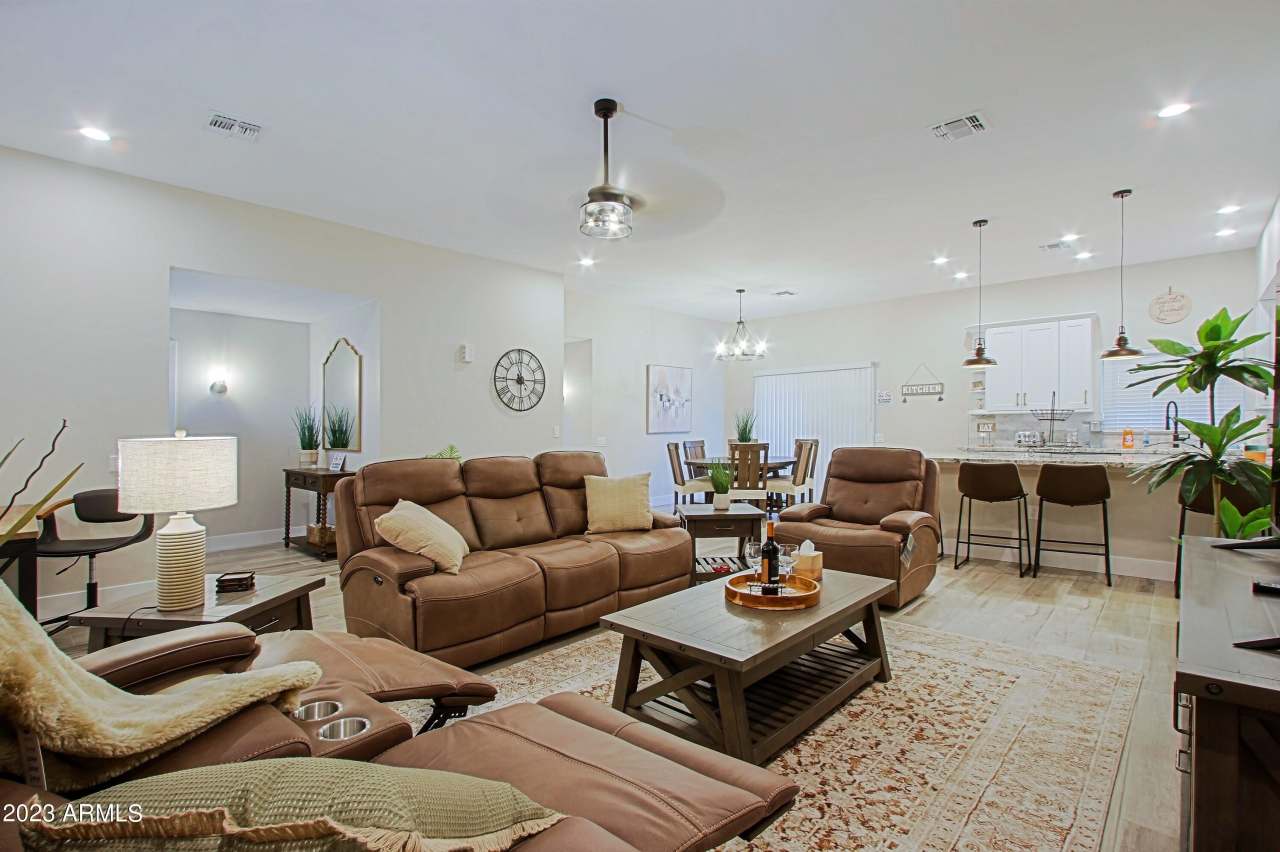 10901 W Sequioa Drive