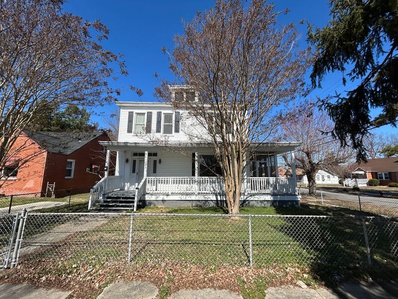 1703 Randolph Ave