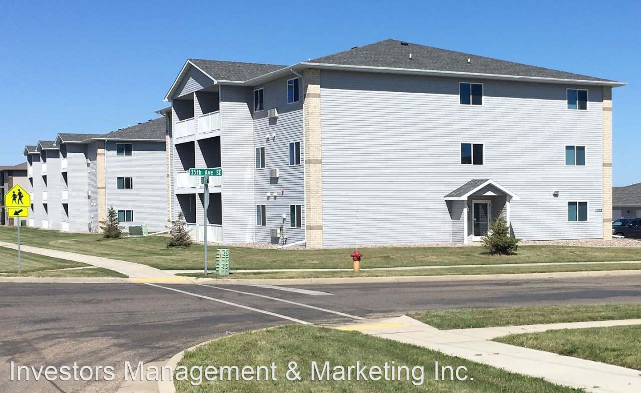 Crossings at the Bluffs