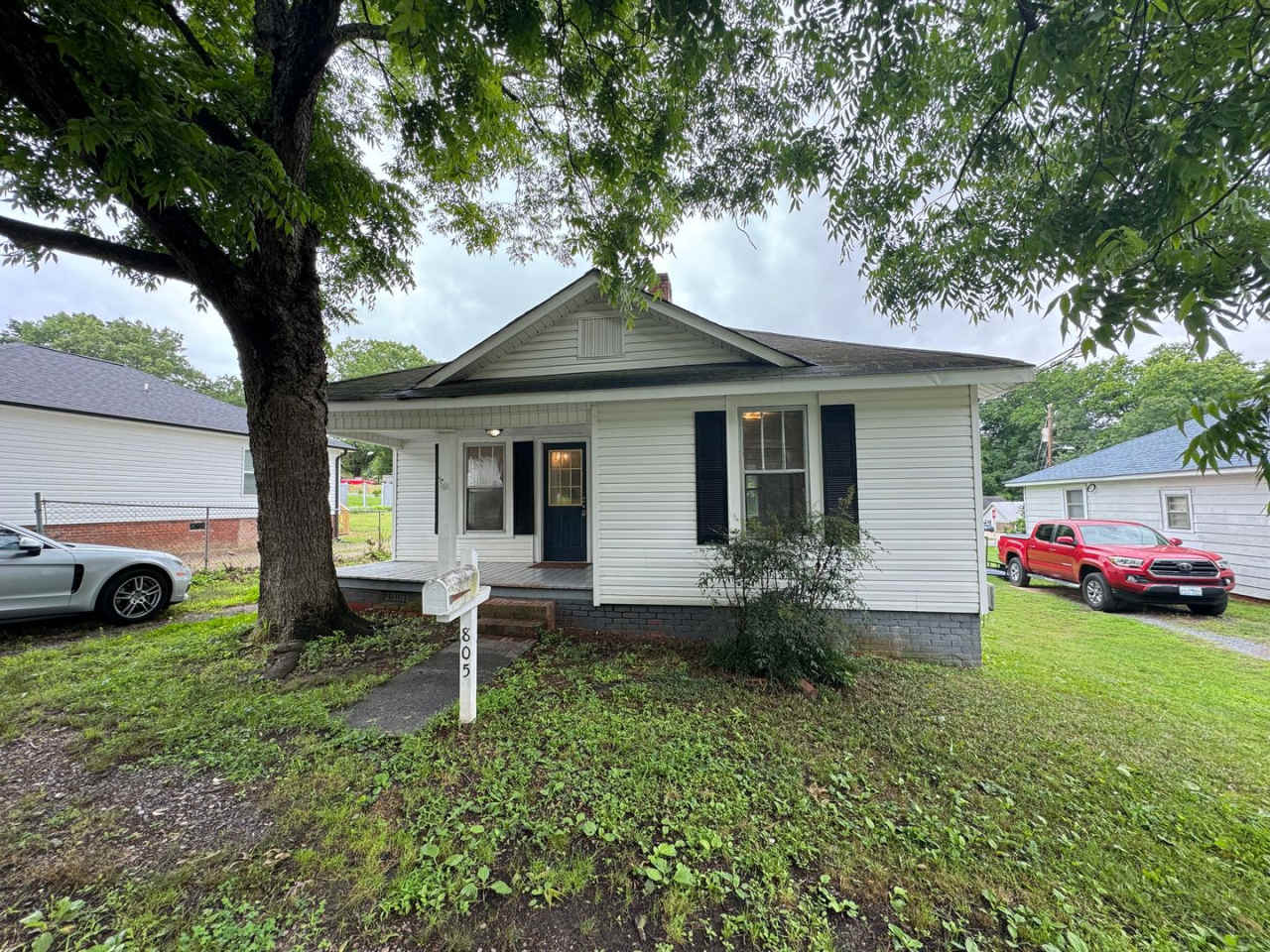 Cute 1 bedroom 1 bathroom home. Very close to research campus and downtown Kannapolis