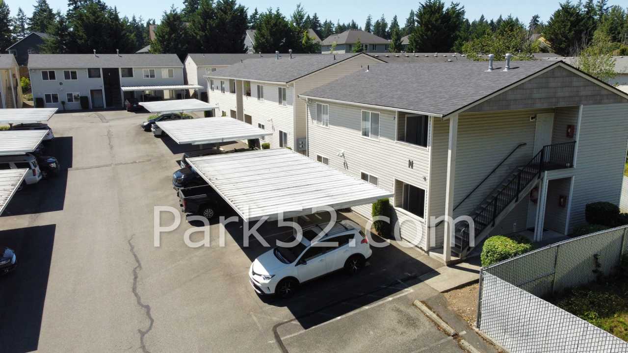 2 Bedroom 2 Bathroom Upper Level Condo in Bonney Lake