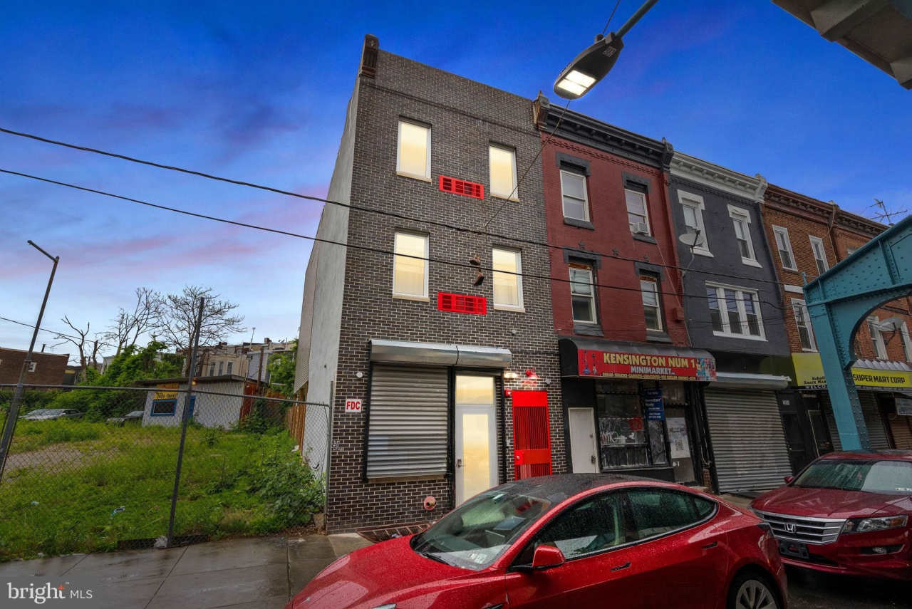 2950 KENSINGTON Avenue unit: 1