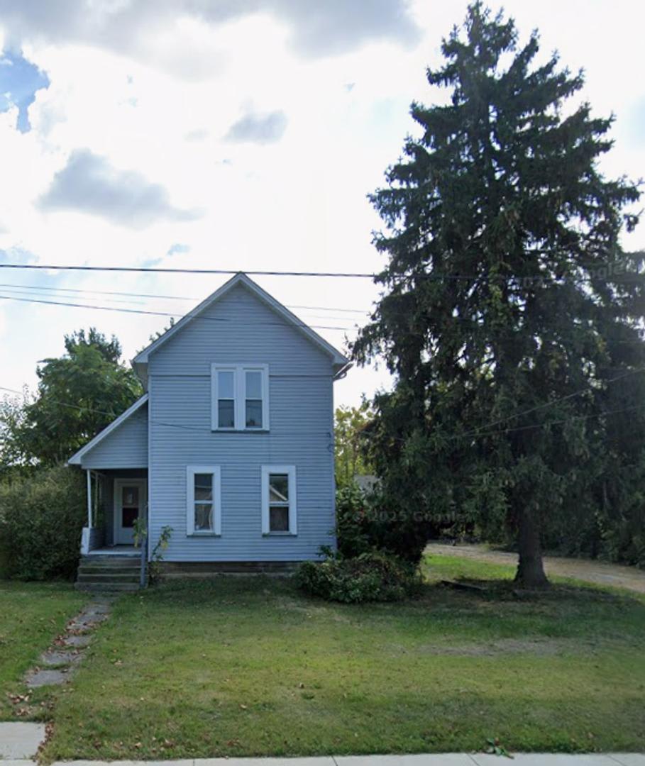 Charming 3-Bedroom Property in Prime Location (SECTION 8 VOUCHERS ACCEPTED)