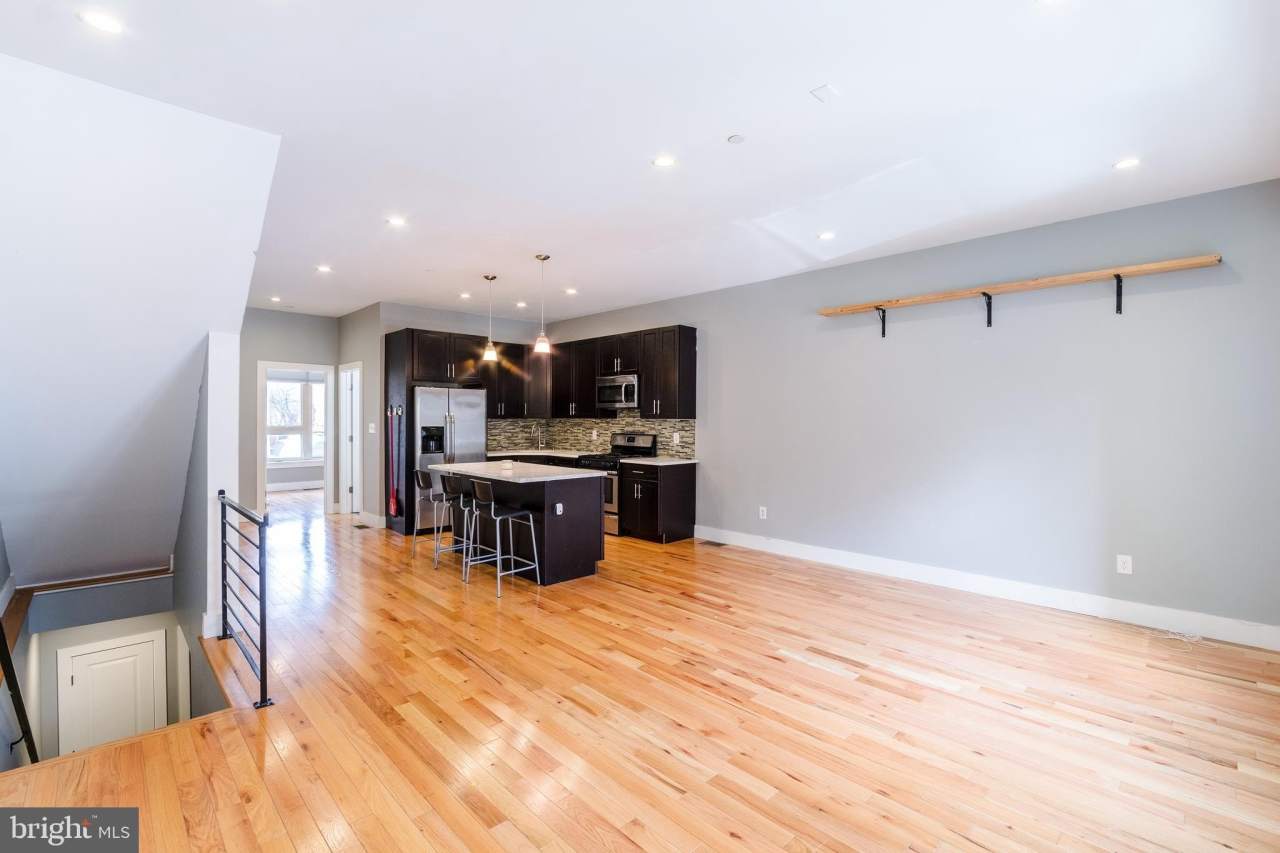 853 N 20TH Street unit: B