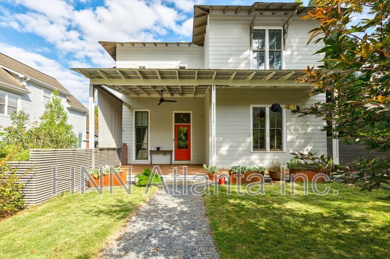 1092 Kirkwood Ave SE