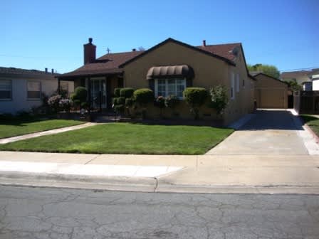 Coming soon! 3 bedroom 2 bath in Maple Park, South Salinas