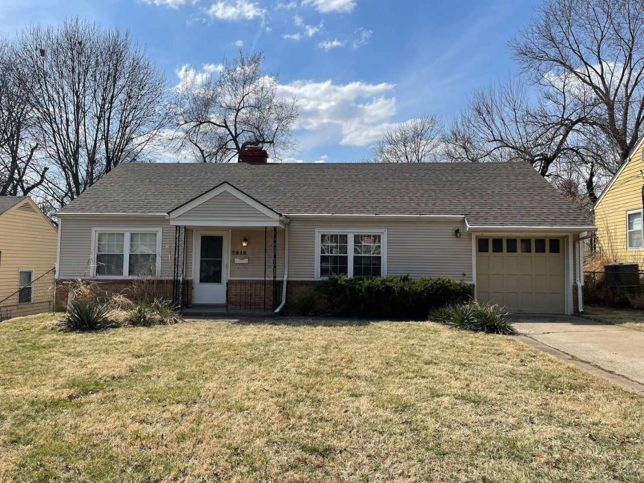 {7516} Prairie Village Ranch | Fenced Backyard | 1 car garage