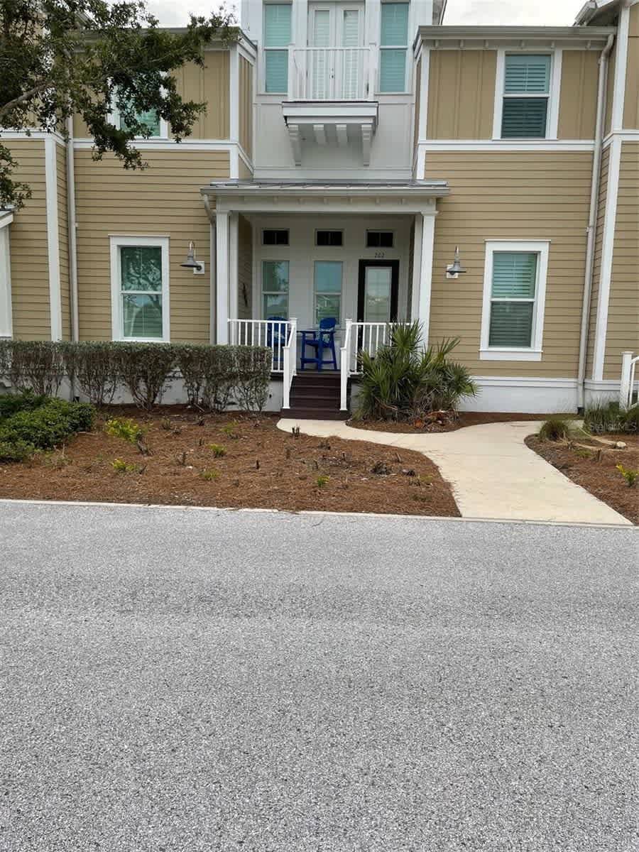 238 SAPPHIRE LAKE DRIVE