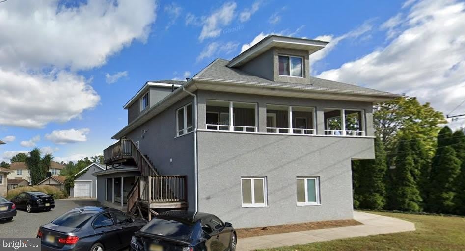 301 A OAKWOOD Avenue