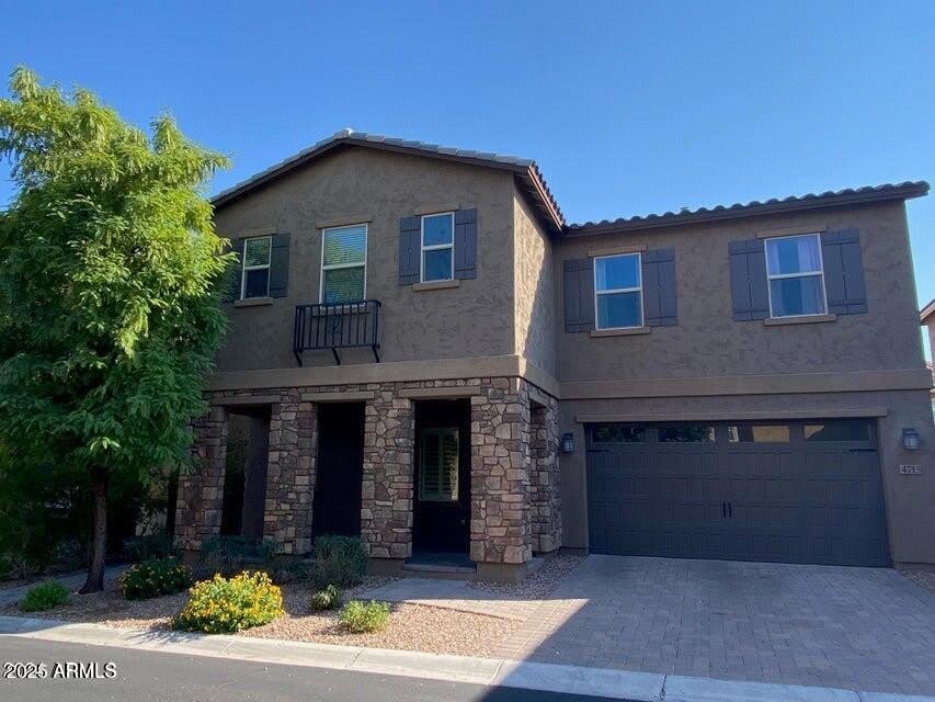 4715 E NOCONA Lane
