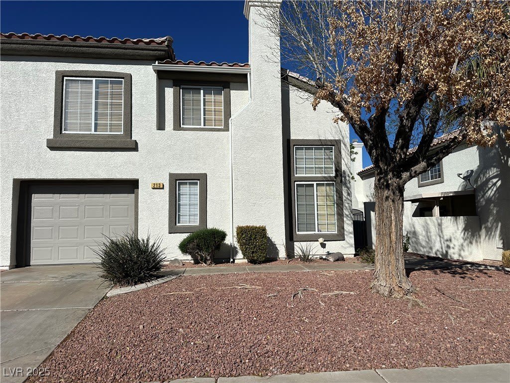 213 Luninborg Street