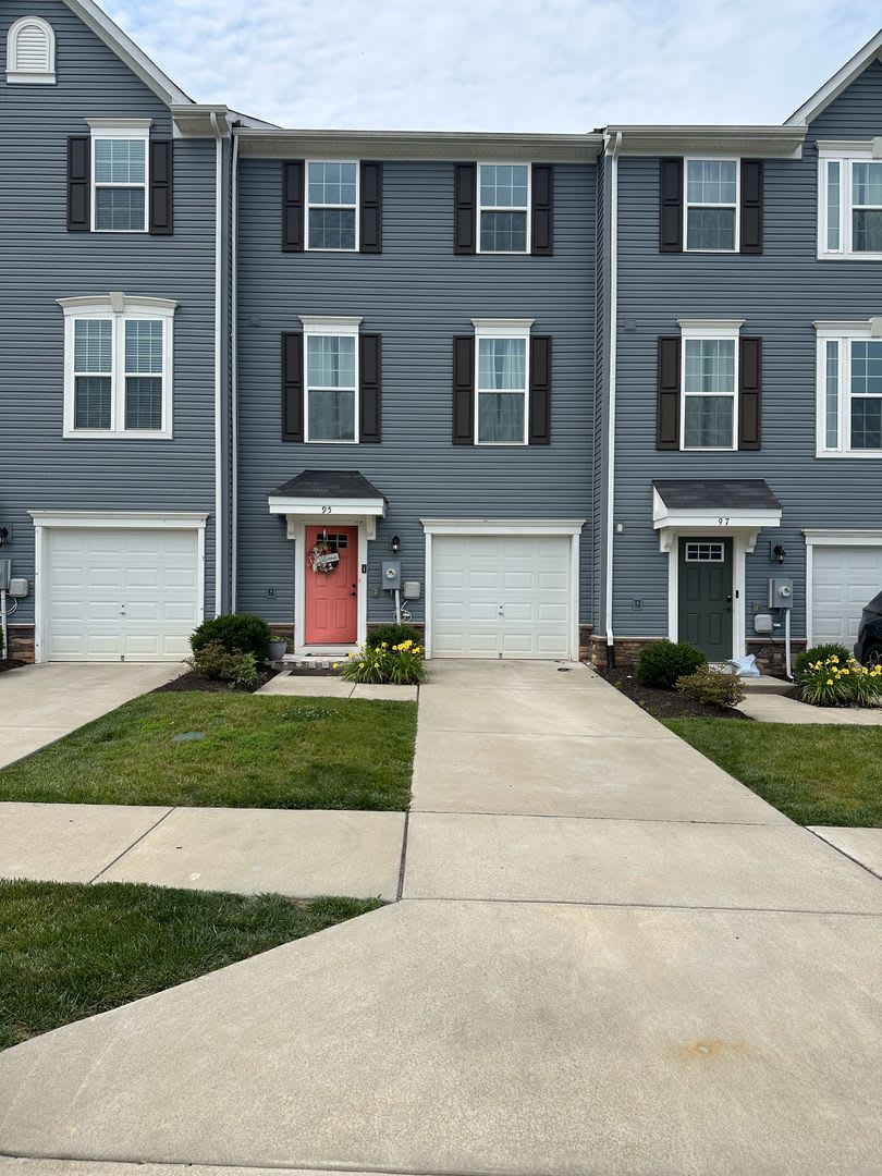 Village Oaks Townhome 3bed/2.5Bath
