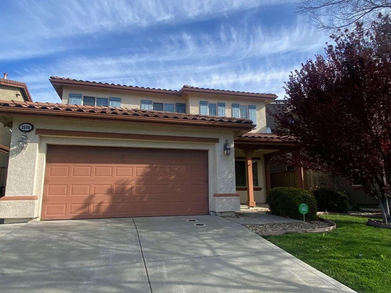 EXCEPTIONAL 4 BEDROOMS, 3 BATH, 3 CAR GARAGE IN SOUTHPORT, WEST SACRAMENTO