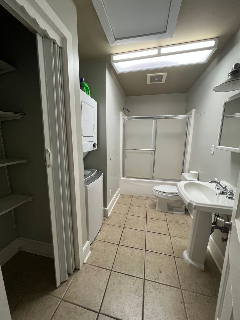 Studio loft in a Great downtown location