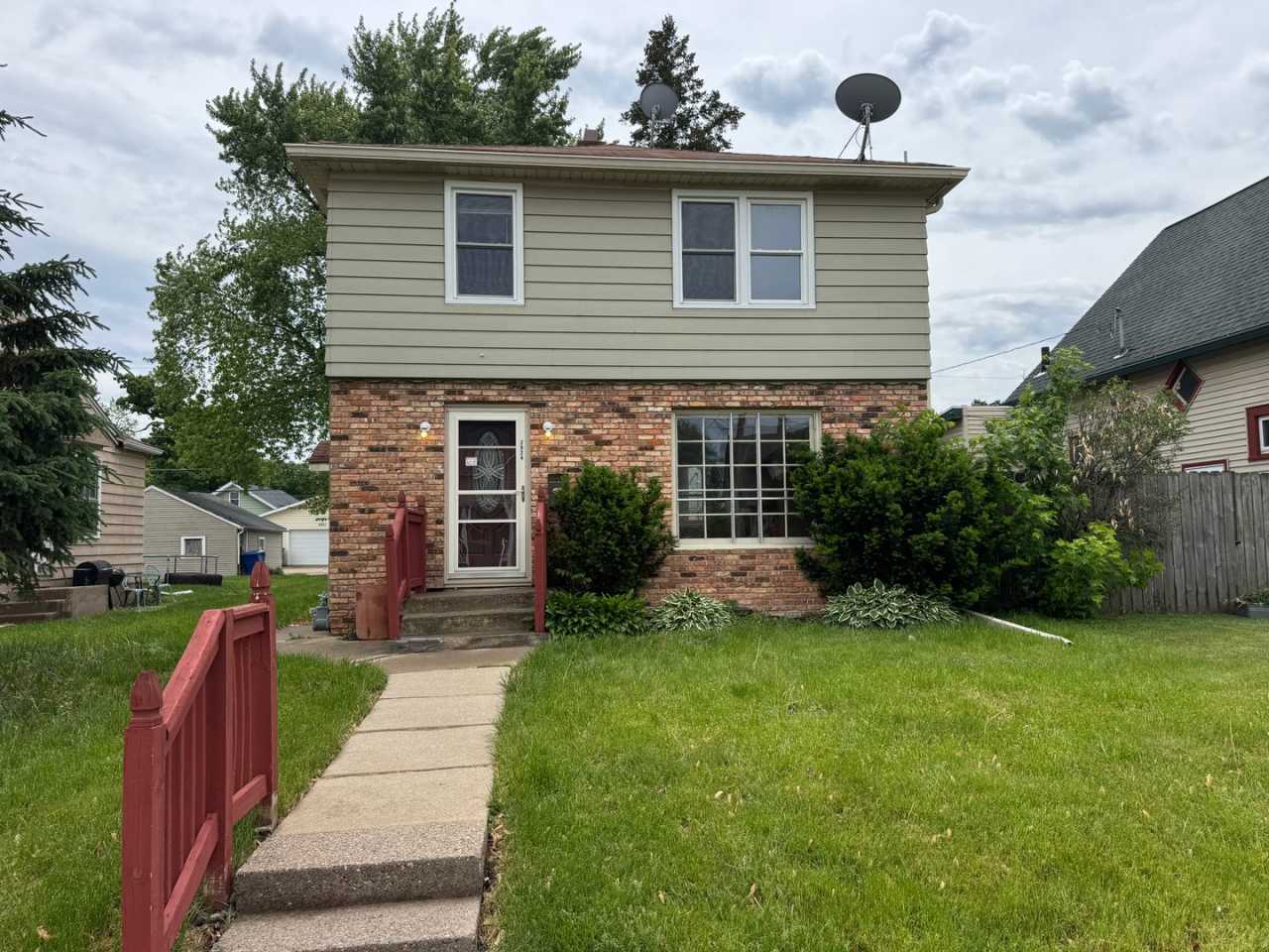 Huge House For Rent!