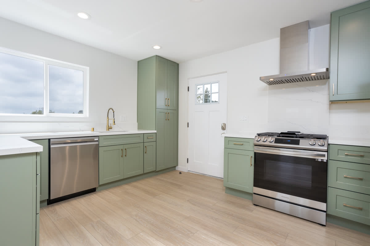 5855 Pawnee Drive - B