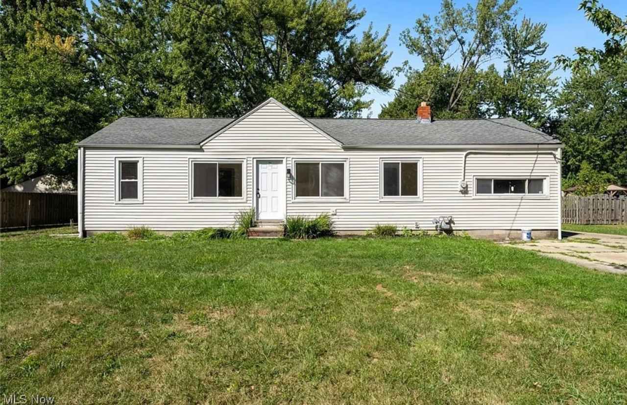 Beautiful 3 Bedroom Mentor Home