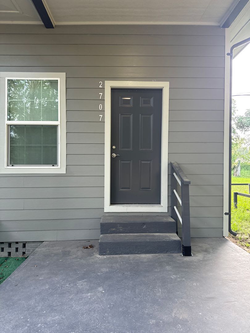 One bedroom in Monroe!