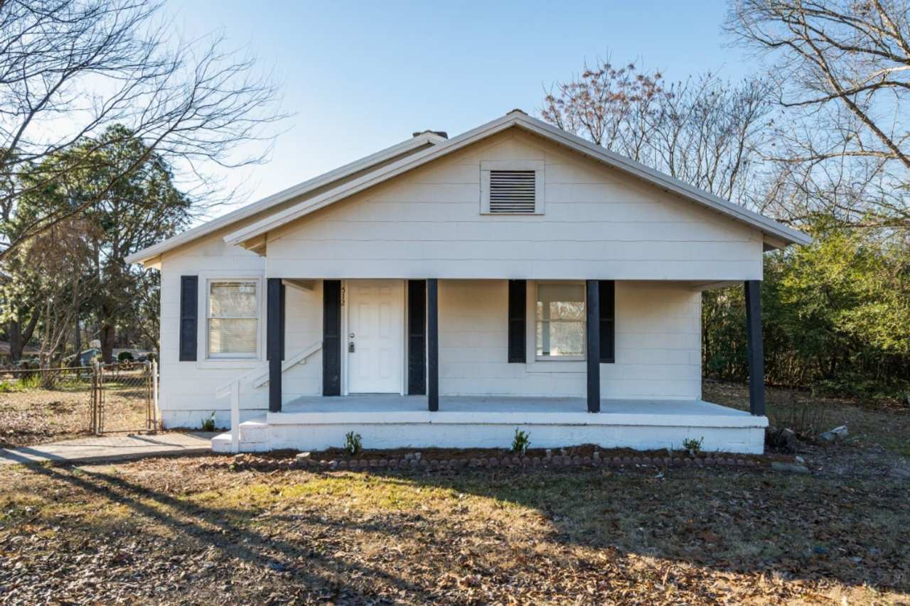 Rare Find in Pleasant Grove – Stunning 2BR Home with Oversized Rooms  Huge Fenced Yard!