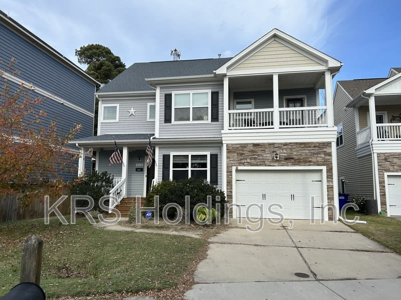 3112 Pretty Lake Ave