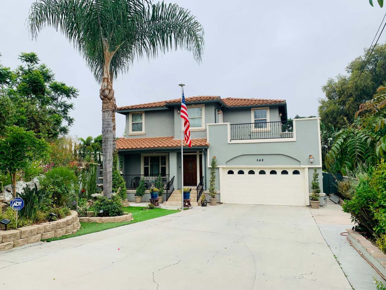 Beautiful 4BD 3.5 BA 2-Story House available in Chula Vista!!!